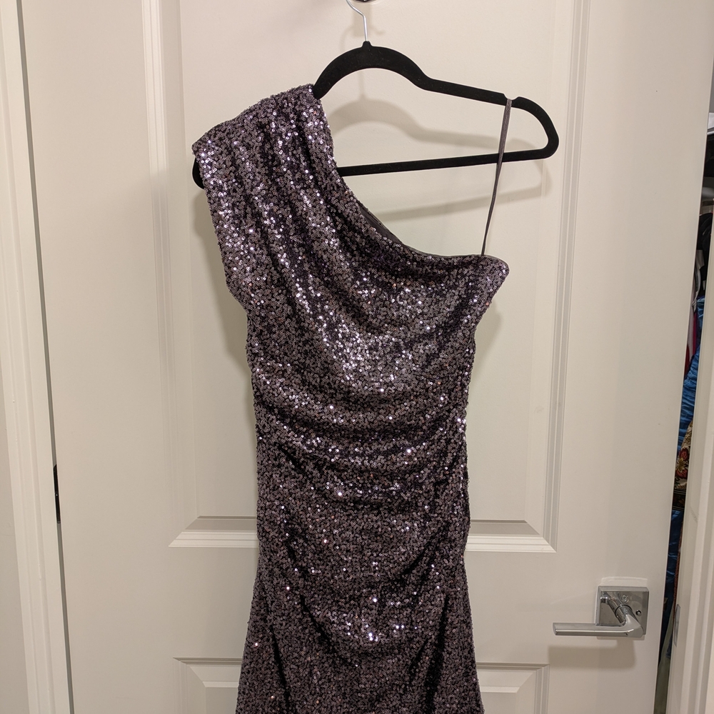 Lauren Ralph Lauren Evening One-Shoulder Sequins Midi Dress in Purple - Picture 3 of 5